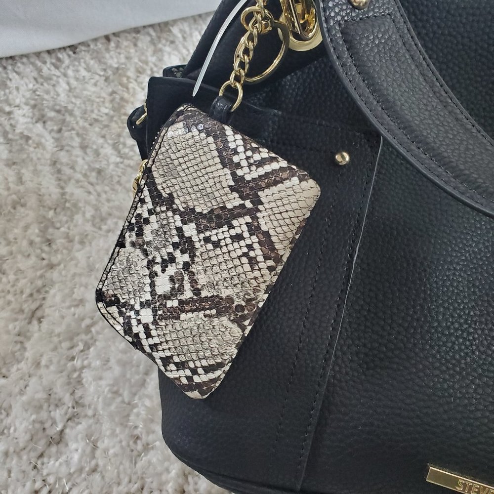 Steve Madden Black Bag w/Snakeskin Interior and Coin Purse - Picture 9 of 16